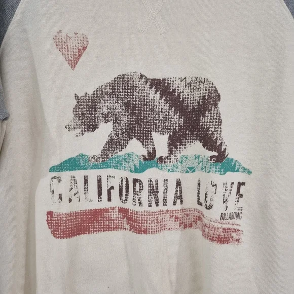 BILLABONG Women's long sleeve top, size Medium California Love Bear - Picture 2 of 6